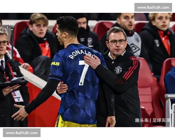 卡斯利直言上半场表现未达标准：球队亟需提升状态