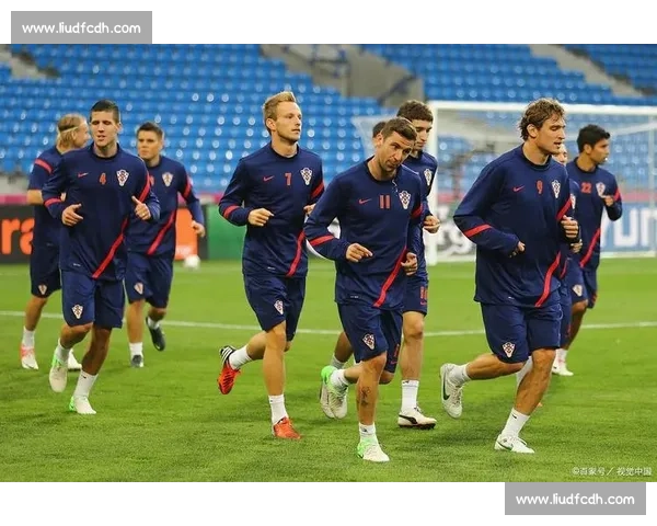 阿切尔比：钢铁防线铸就冠军信念，世俱杯拒绝度假式出征