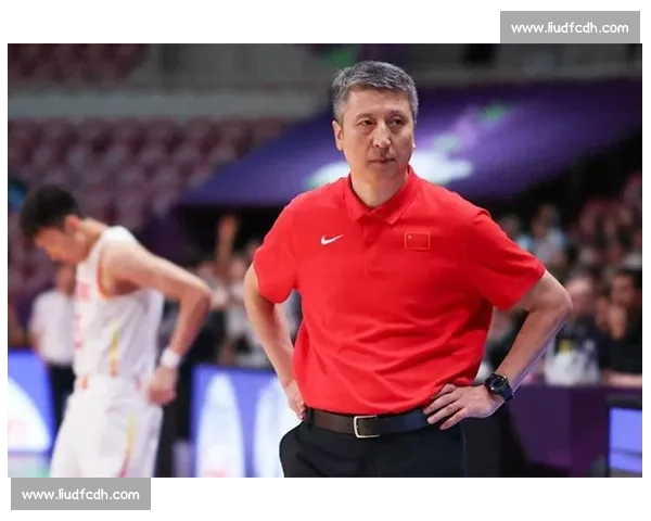 男篮集训再调整：赵维伦因学分离队，张镇麟伤退，郭士强或启用赵继伟 + 王俊杰